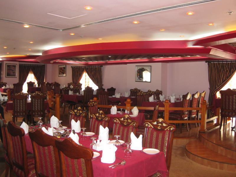 Rainbow Hotel Apartments Abu Dhabi Exterior foto